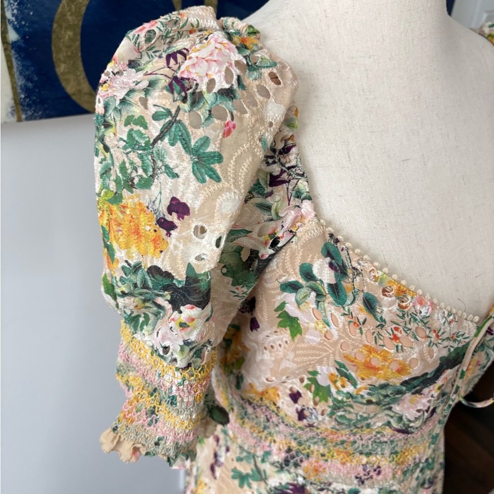 Alice + Olivia Floral Mini Dress with Puff Sleeves - Picture 5 of 8